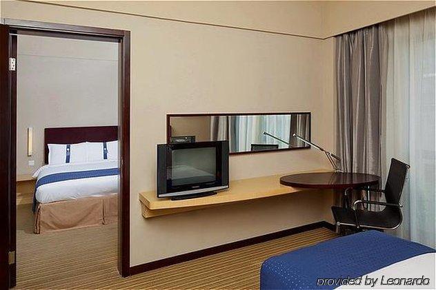 Holiday Inn Express Meilong Xangai Quarto foto